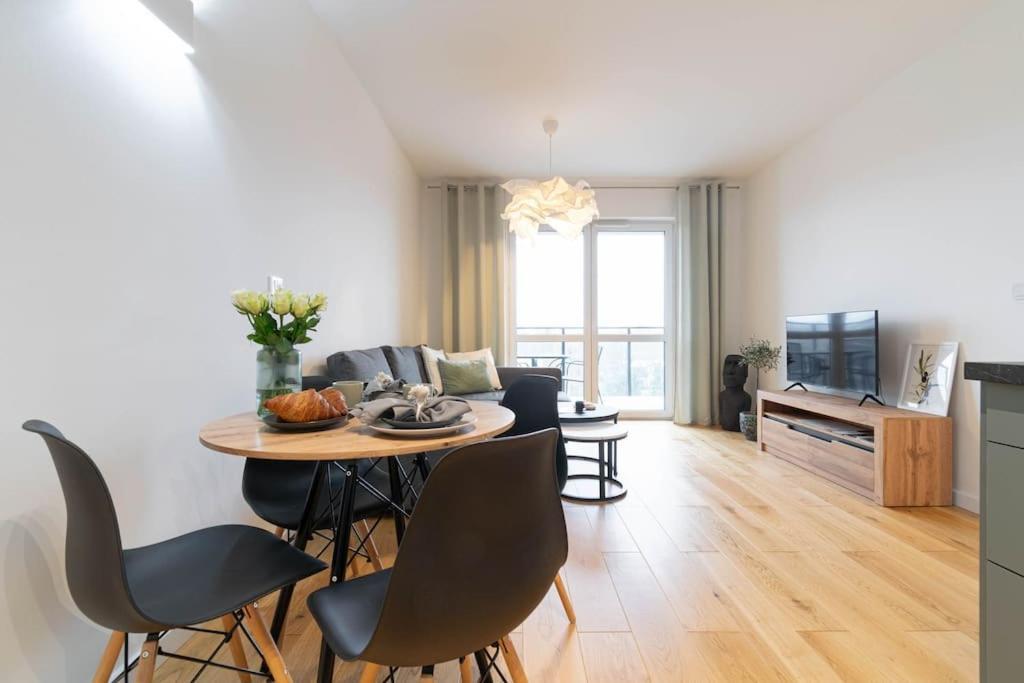 Olive Tree Apartment - Klimatyzacja - Air Conditioning-Self-Check-In คาโตวีตเซ ภายนอก รูปภาพ